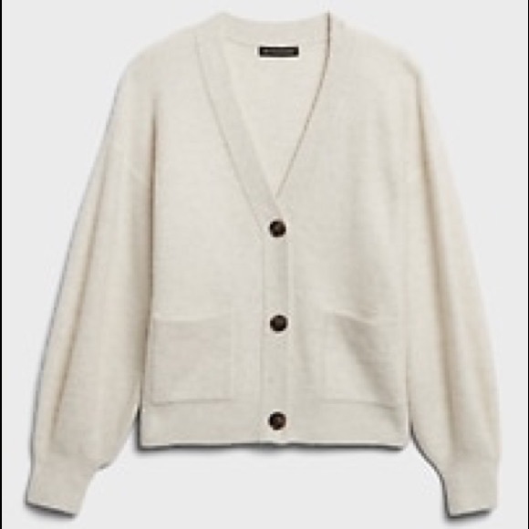 Banana Republic Heather Gray B/F Cardigan. Small. - Picture 2 of 10
